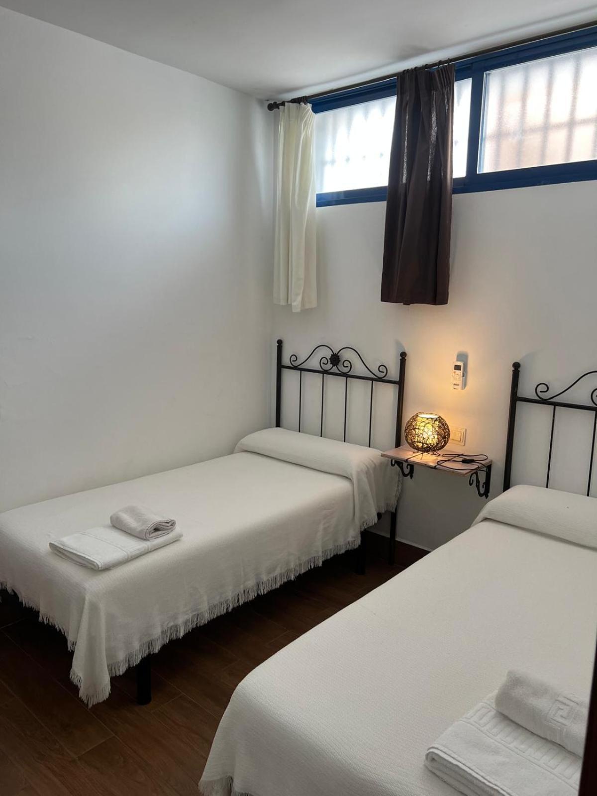 Apartamentos Manbea Algaida 圣何塞 外观 照片