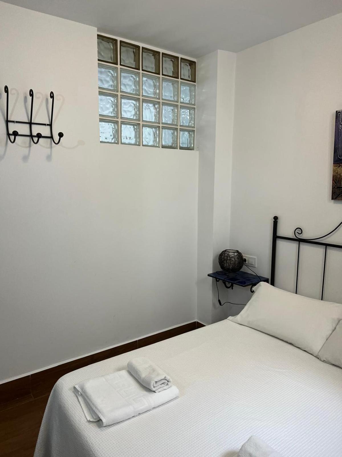 Apartamentos Manbea Algaida 圣何塞 外观 照片